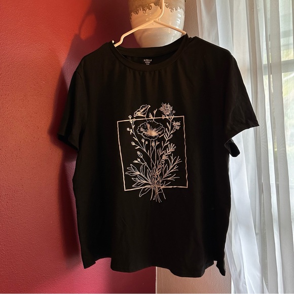 T shirt - Picture 1 of 3